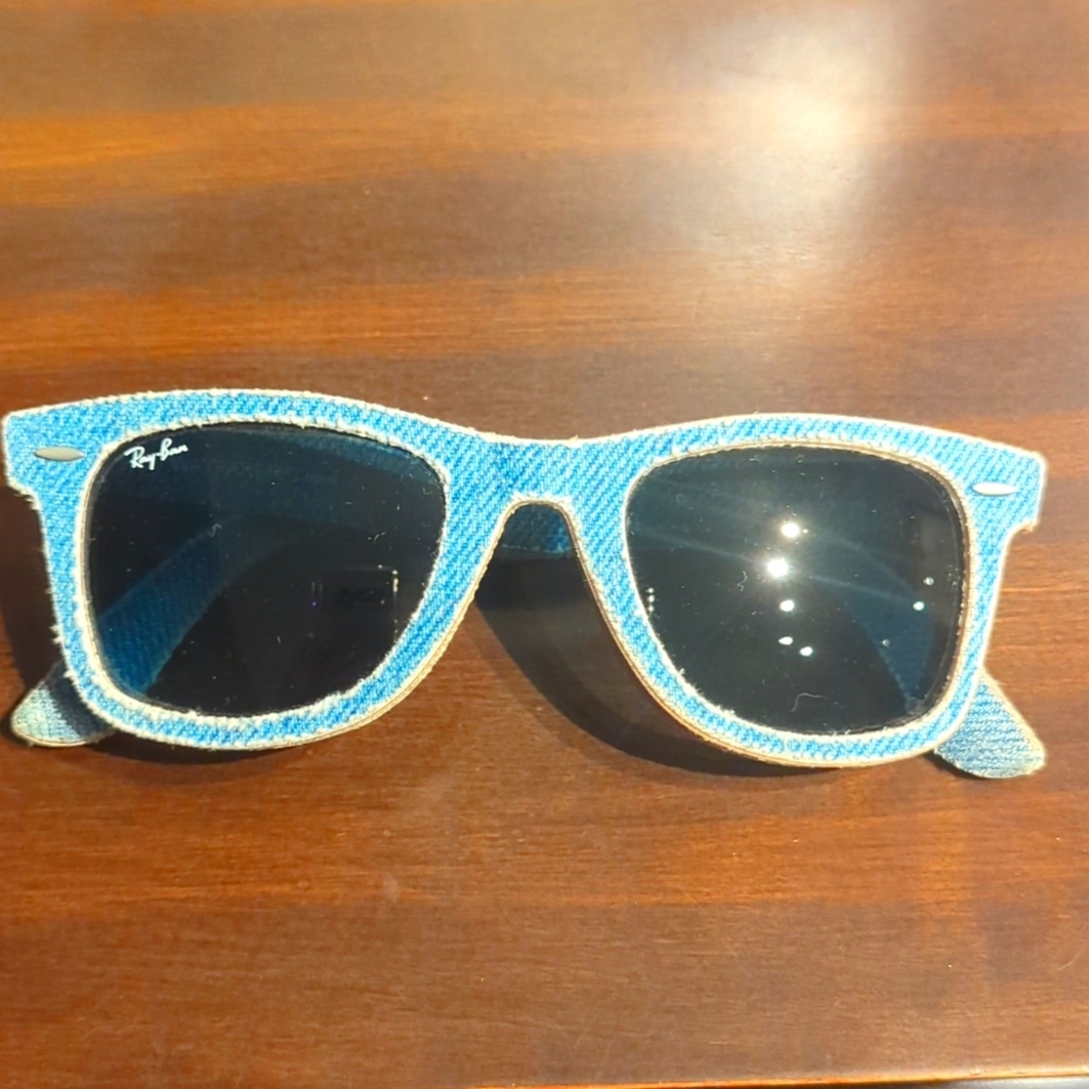 Ray-Ban sunglasses, Jean textured, light blue